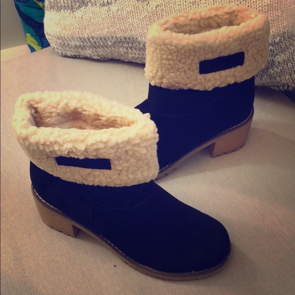 Brand new Sherpa lined boots